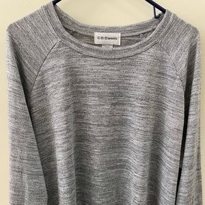 C D Daniels Silver glimmer sweater long sleeve 2 x